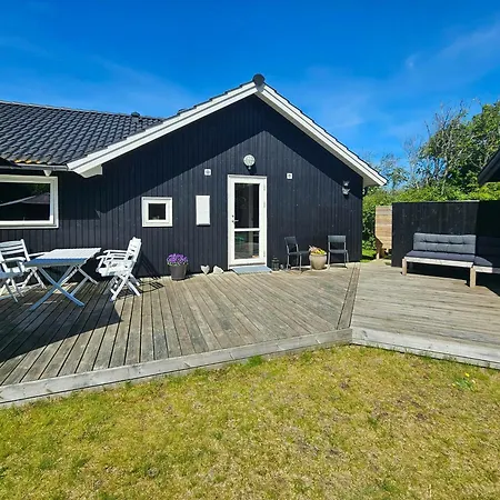 Vakantiehuis 70 Metres From Limfjorden Near Spottrup